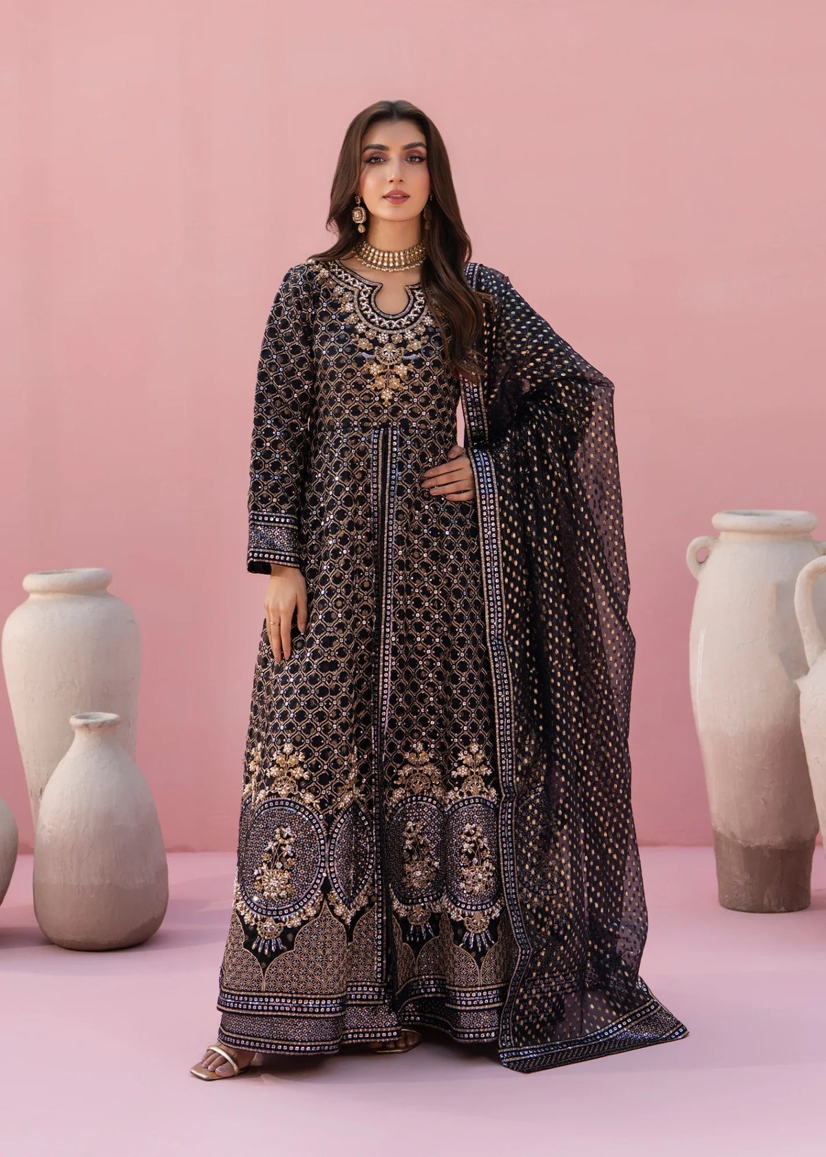 MR-1053 Zeenat